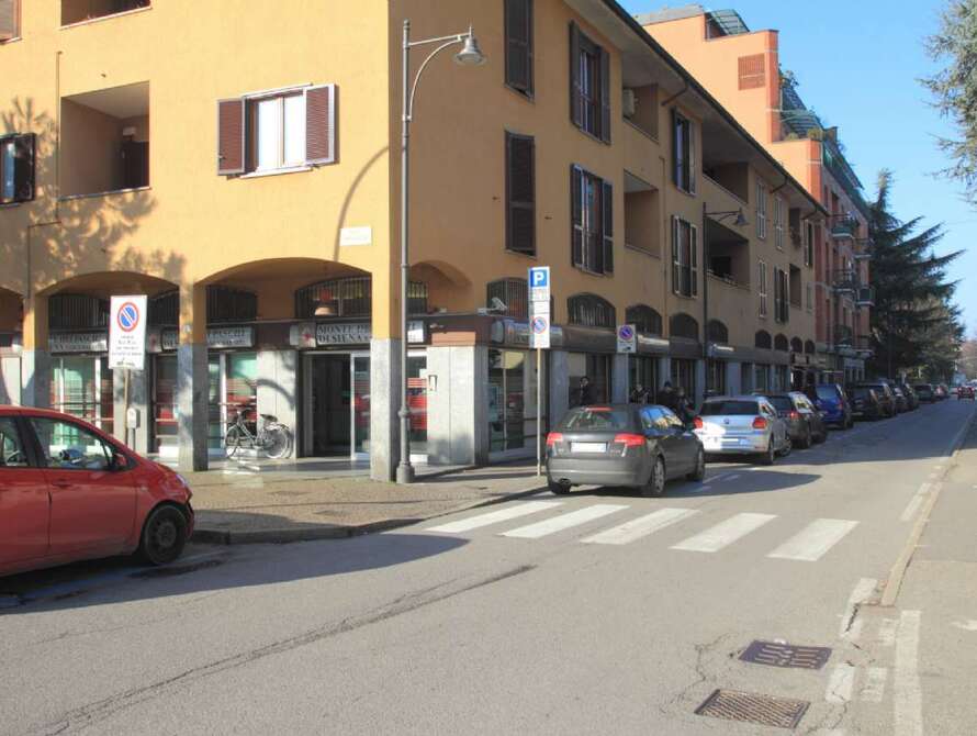 vimercate centro storico in affitto 2 locali con arredo nuovo