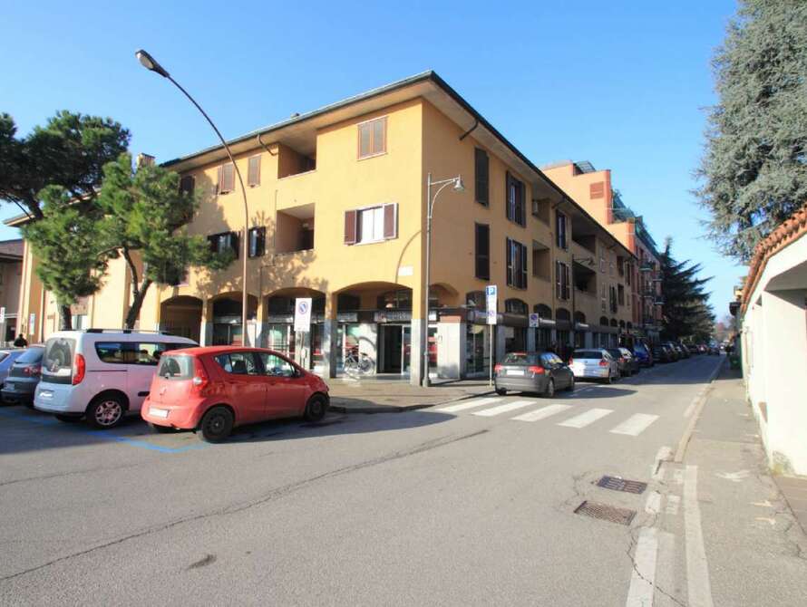 vimercate centro storico in affitto 2 locali con arredo nuovo