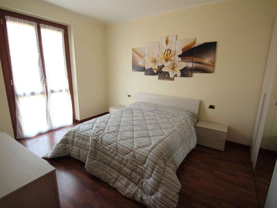 vimercate centro storico in affitto 2 locali con arredo nuovo