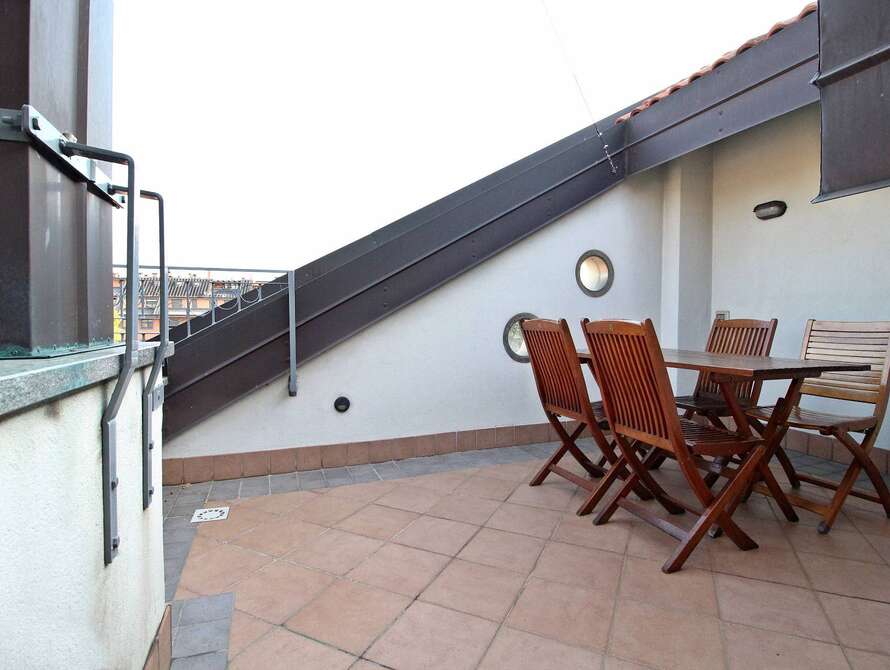 mansarda 3 locali a monza