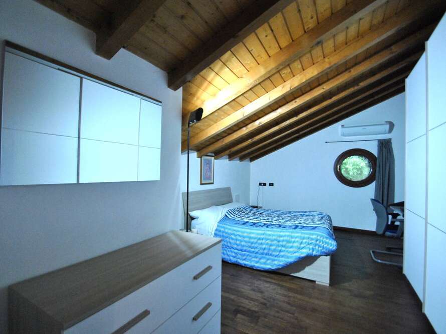 appartamento di 5 locali a vimercate