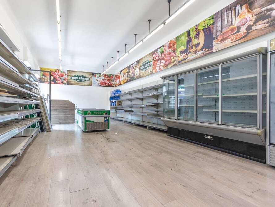 supermercato minimarket di 2 locali a lissone