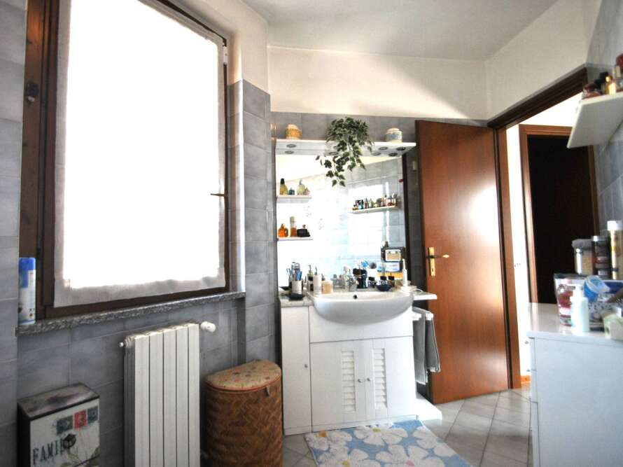 appartamento di 5 locali a carnate