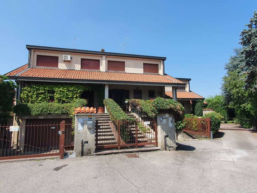villetta a schiera di 5 locali a sulbiate
