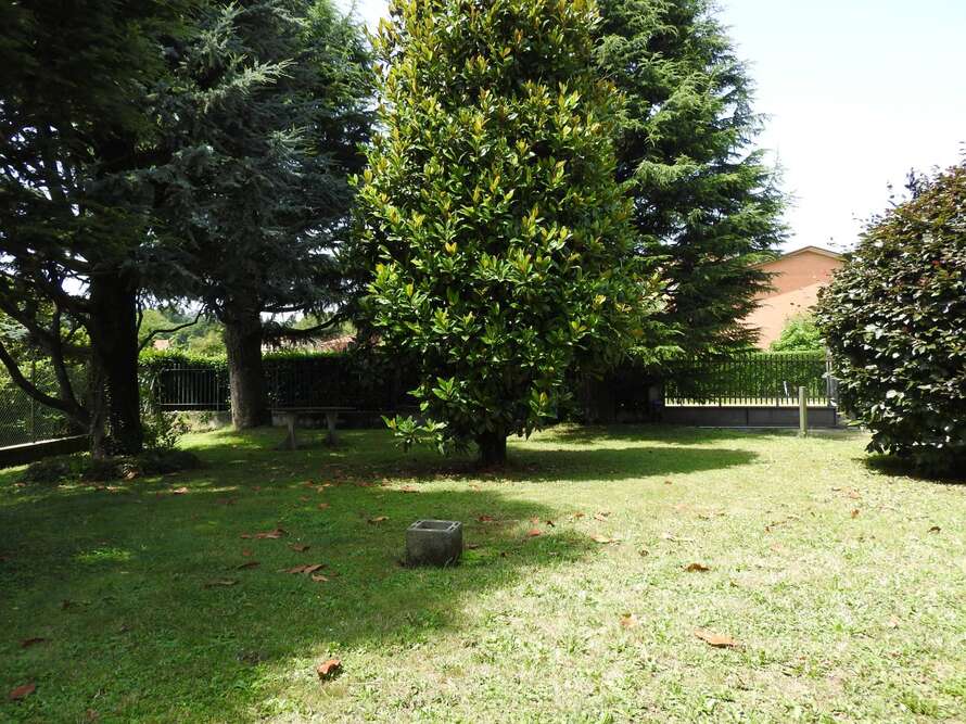 villa di 6 locali a imbersago