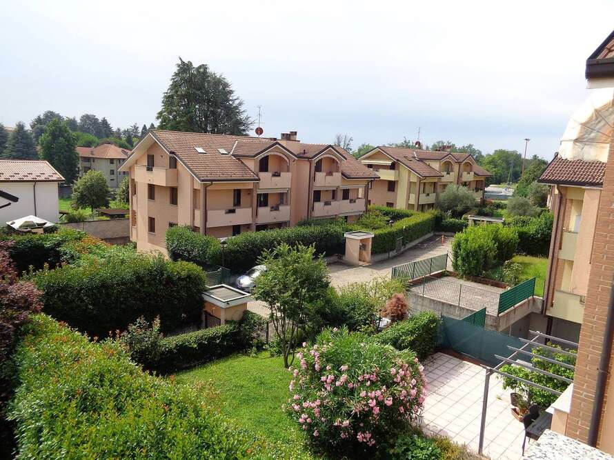 appartamento di 3 locali a bernareggio