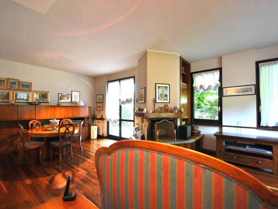 villa di 5 locali a vimercate
