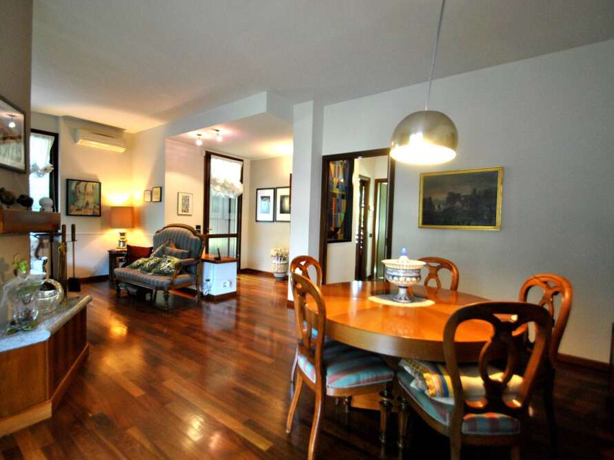 villa di 5 locali a vimercate