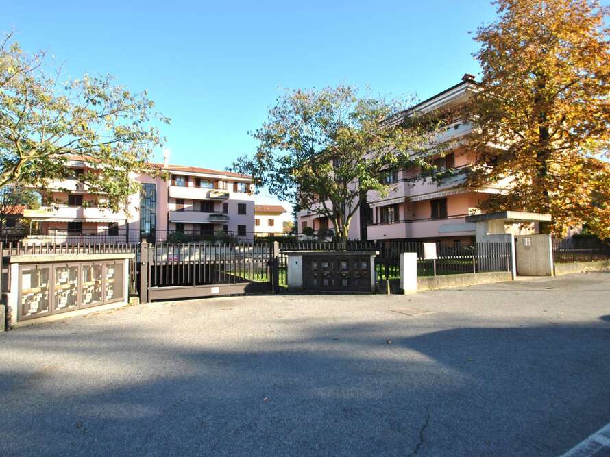 appartamento di 2 locali a ronco briantino
