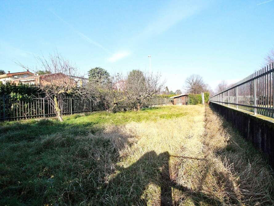 villa di 6 locali a imbersago