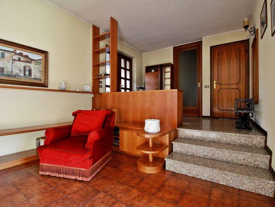 villa di 6 locali a imbersago