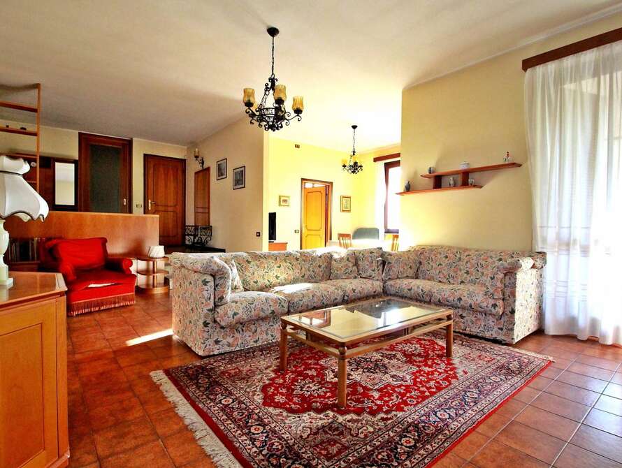 villa di 6 locali a imbersago