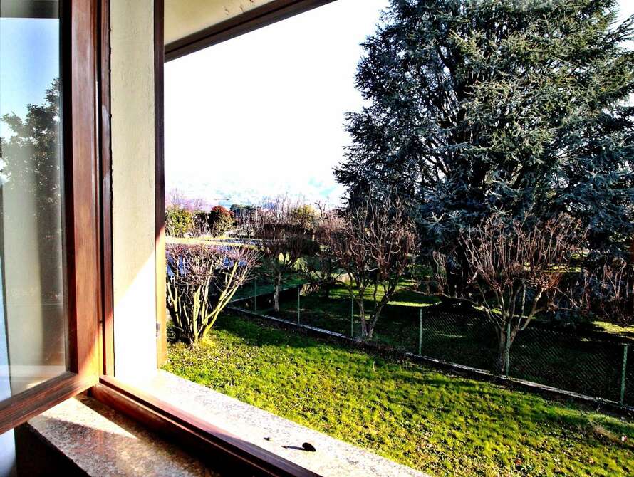 villa di 6 locali a imbersago