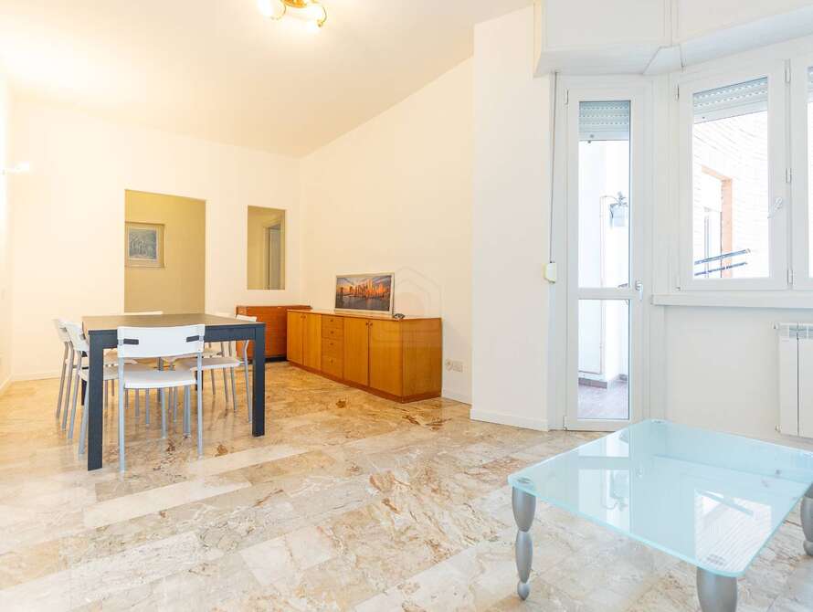 appartamento di 3 locali a vimercate