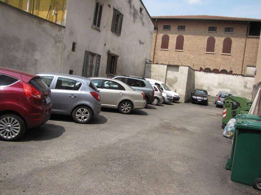 appartamento di 3 locali a vimercate