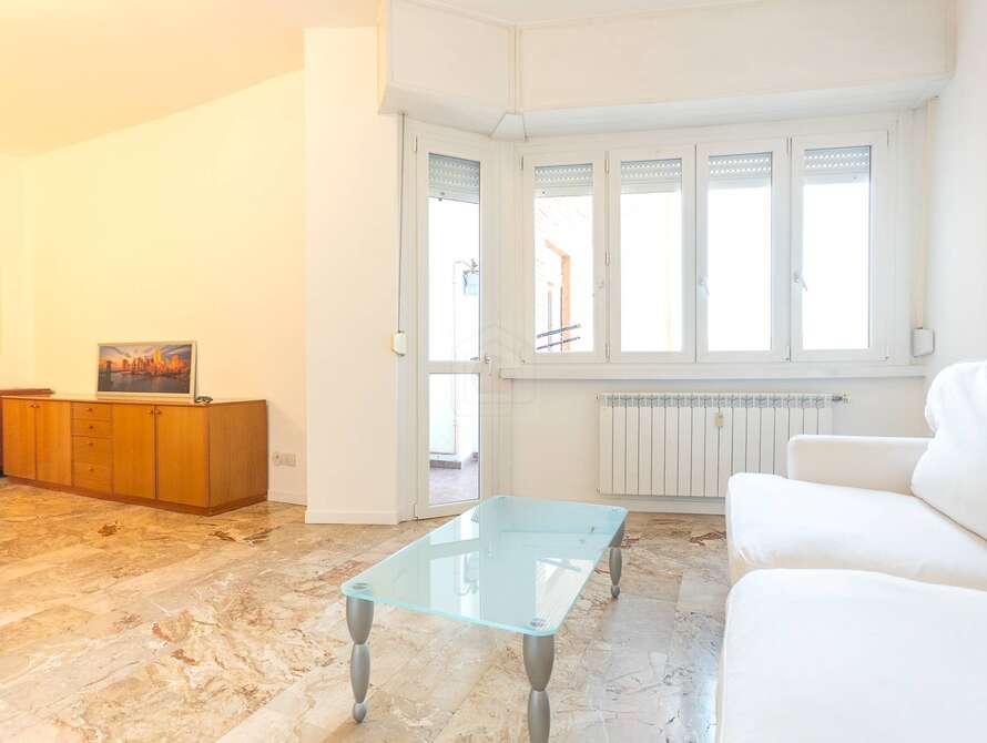 appartamento di 3 locali a vimercate