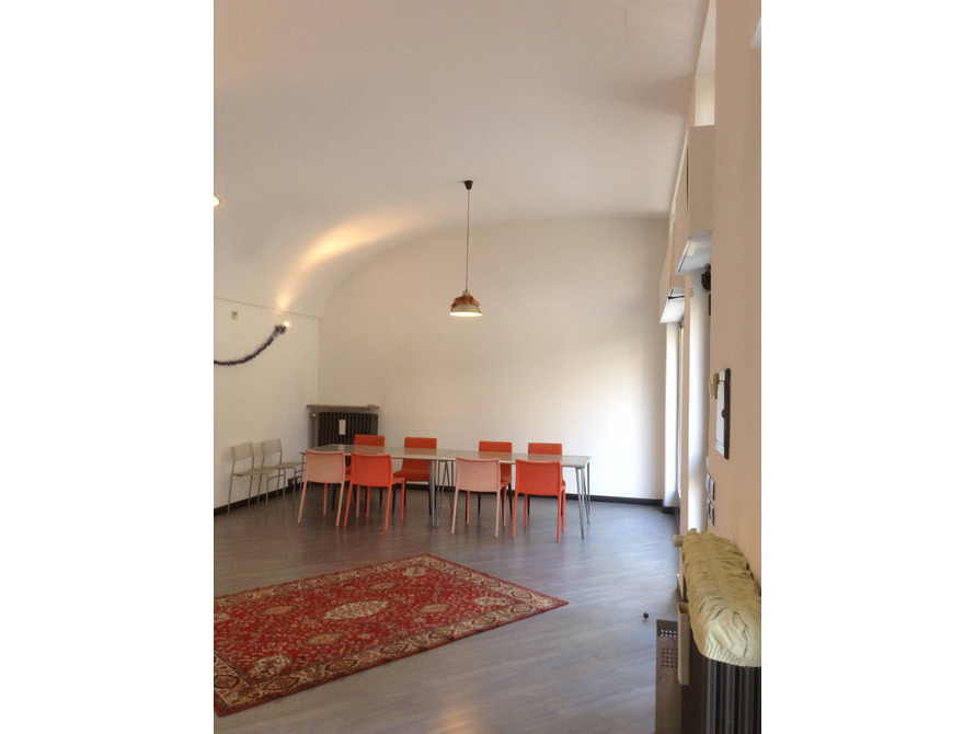 negozio di 1 locali a bernareggio