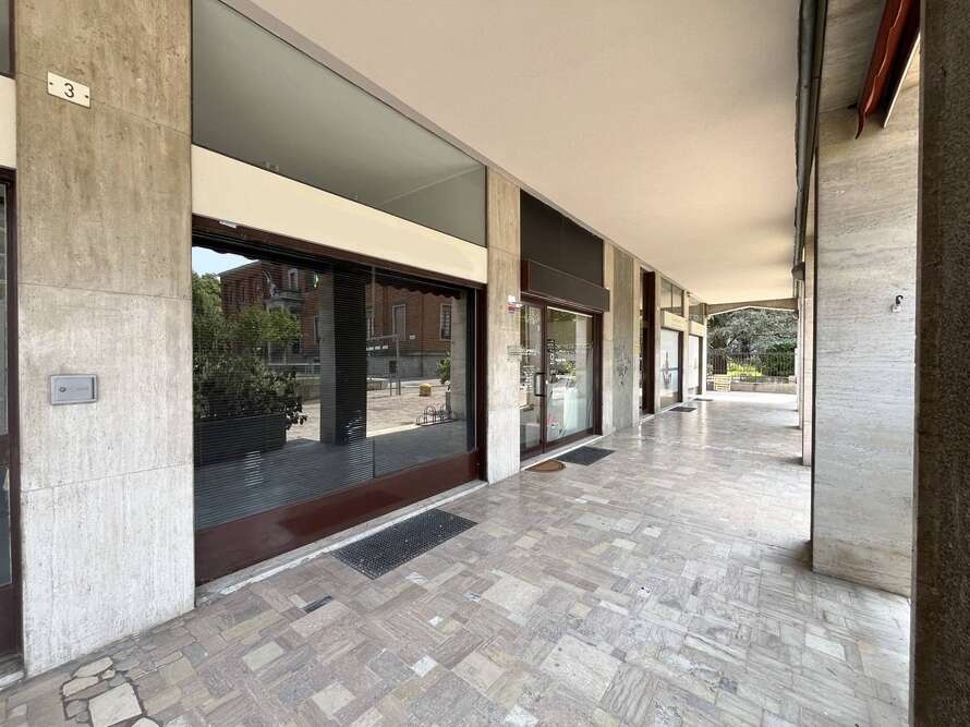 negozio di 1 locali a villasanta