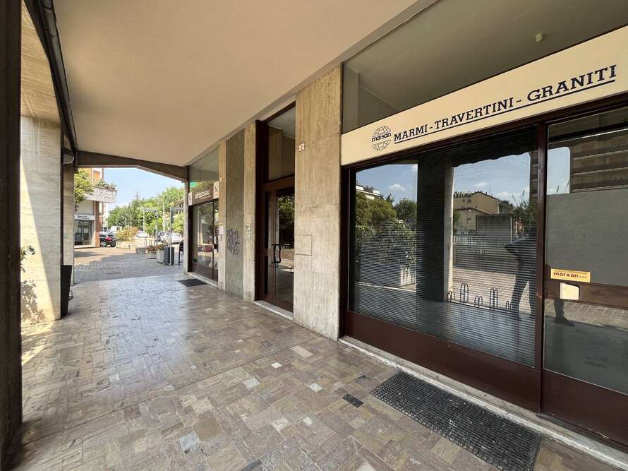 negozio di 1 locali a villasanta