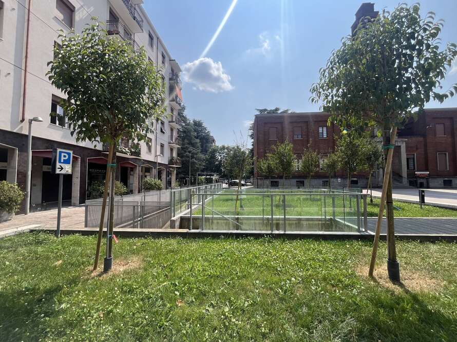 negozio di 1 locali a villasanta