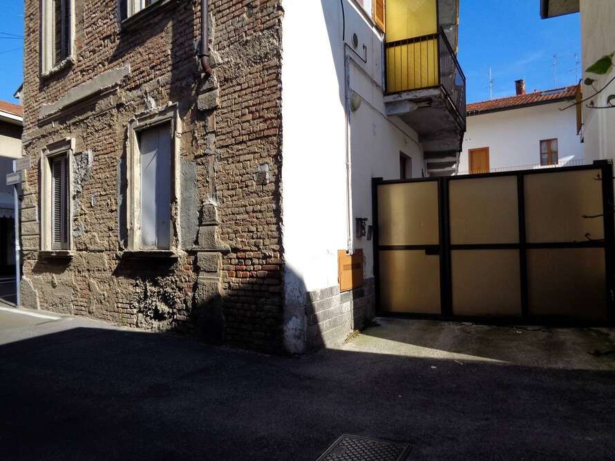 negozio di 3 locali a bernareggio