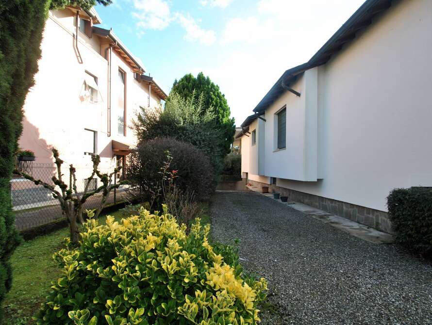 villa di 6 locali a vimercate