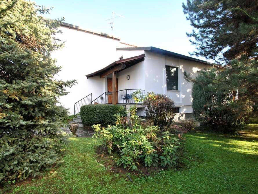 villa di 6 locali a vimercate