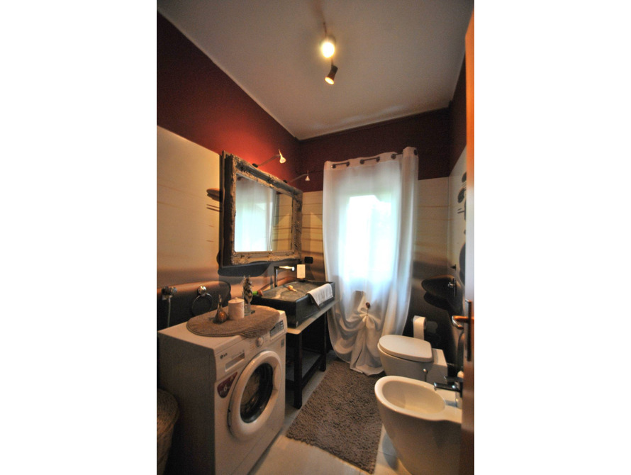 villetta a schiera di 8 locali a vimercate