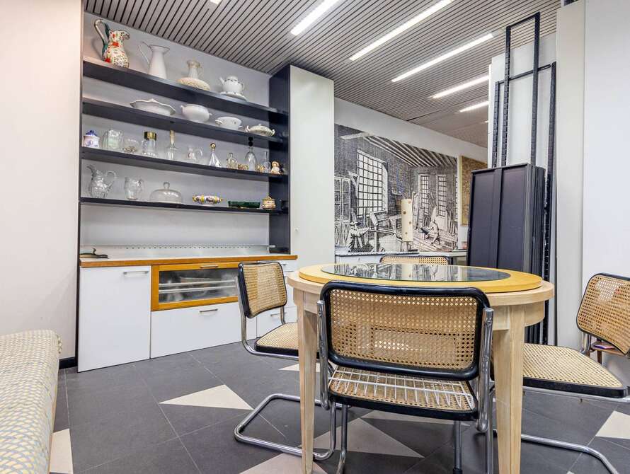 studio ufficio di 4 locali a lissone