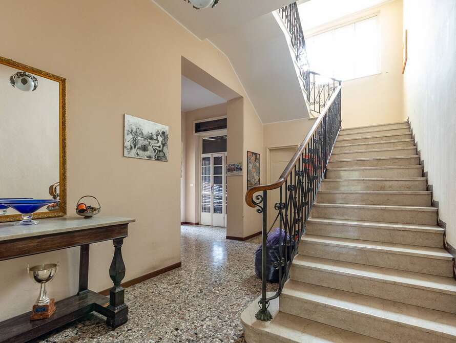 villa di 7 locali a robbiate