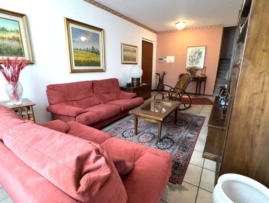 appartamento di 4 locali a vimercate