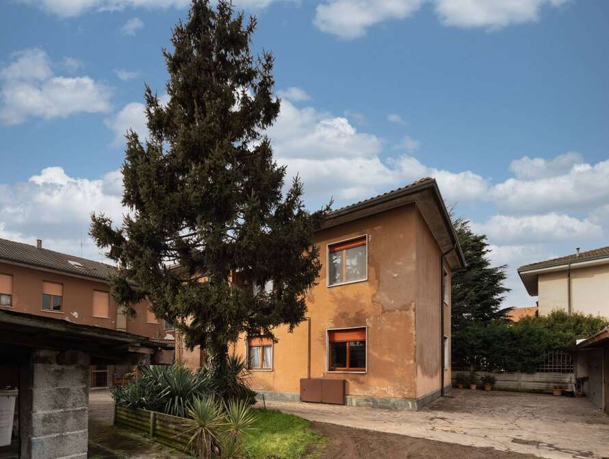 casa indipendente di 6 locali a concorezzo