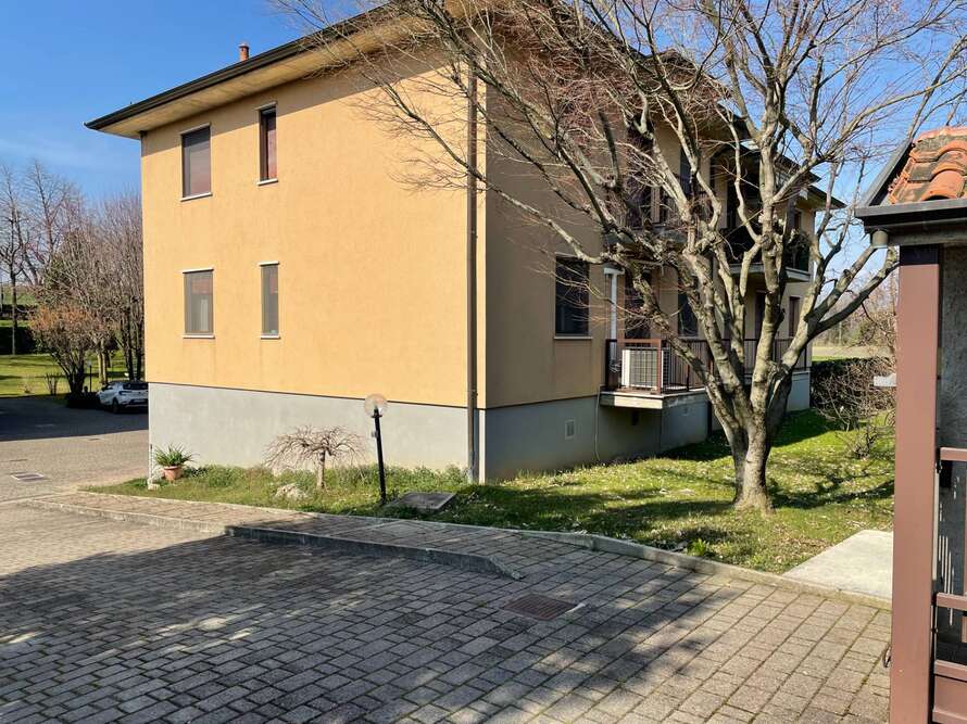 appartamento di 3 locali a cornate d adda