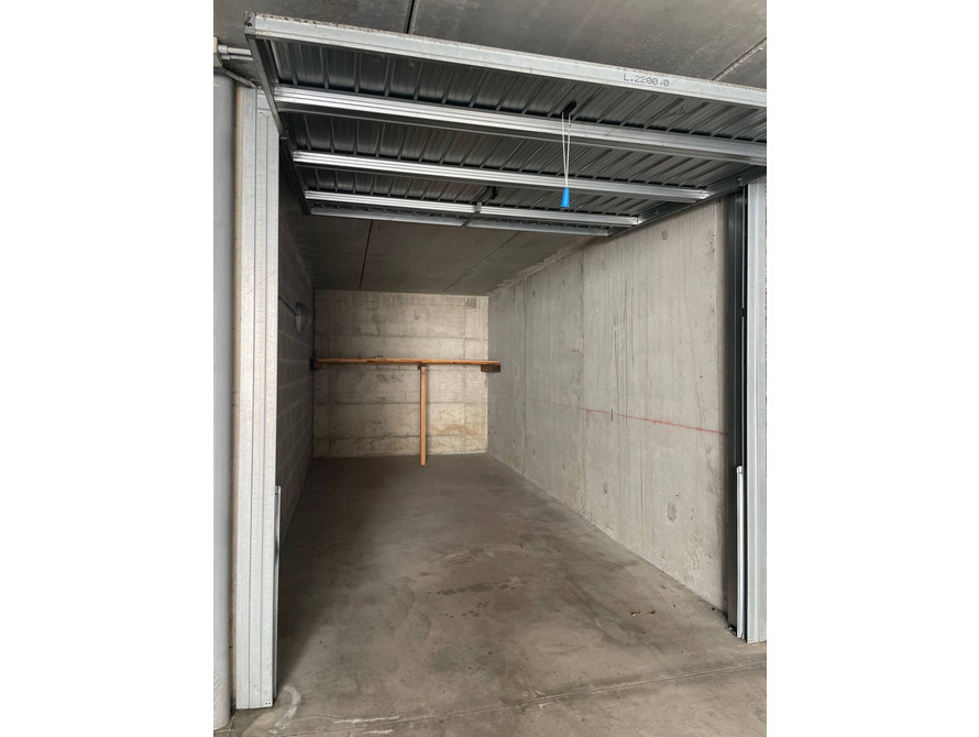 box o garage di 1 locali a lissone