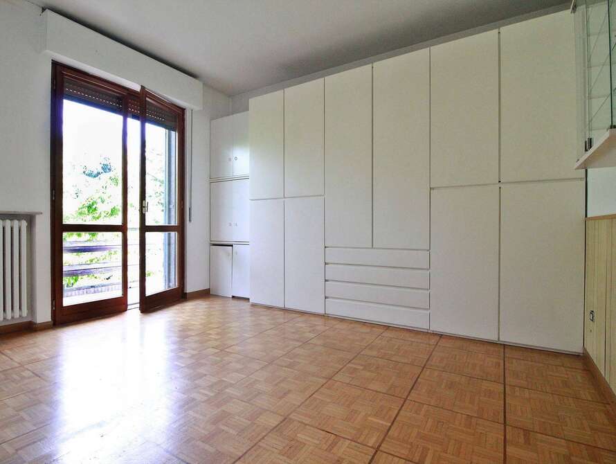 appartamento di 4 locali a vimercate
