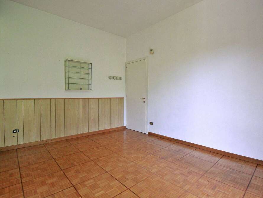 appartamento di 4 locali a vimercate