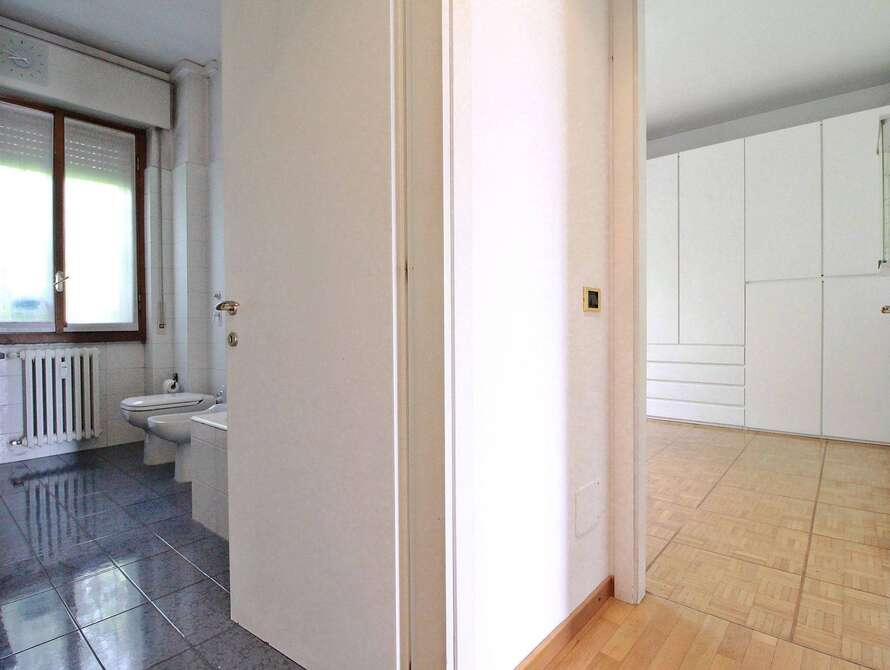 appartamento di 4 locali a vimercate