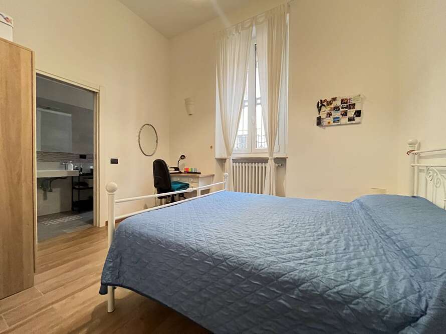 stanza camera di 3 locali a monza