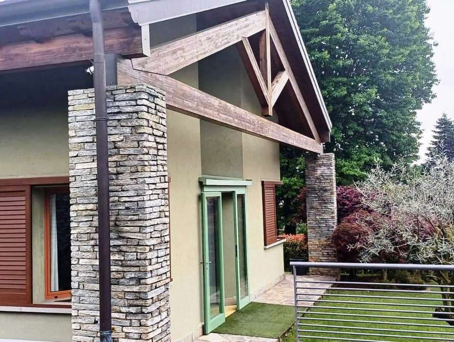 villa di 4 locali a brivio