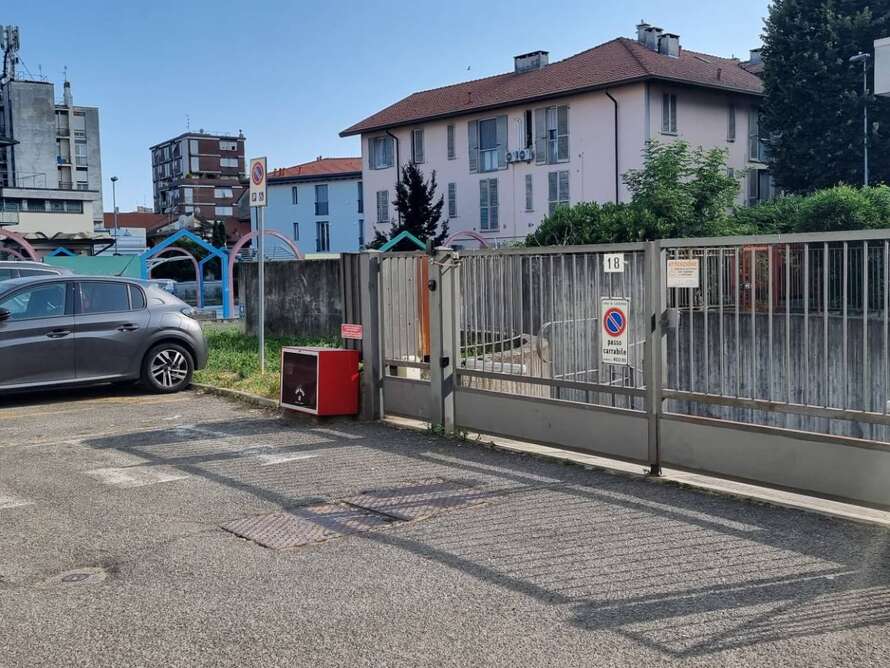 box o garage di 1 locali a lissone