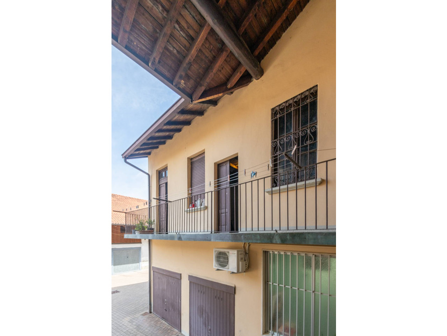 porzione di casa di 4 locali a usmate velate