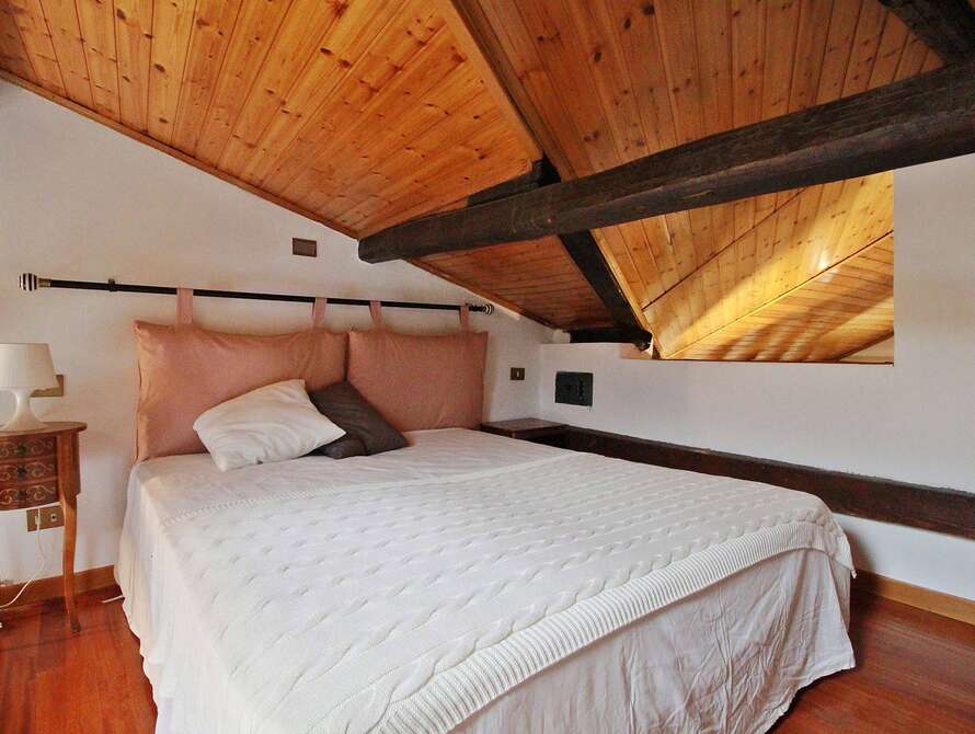 monza centro storico 2 locali arredato