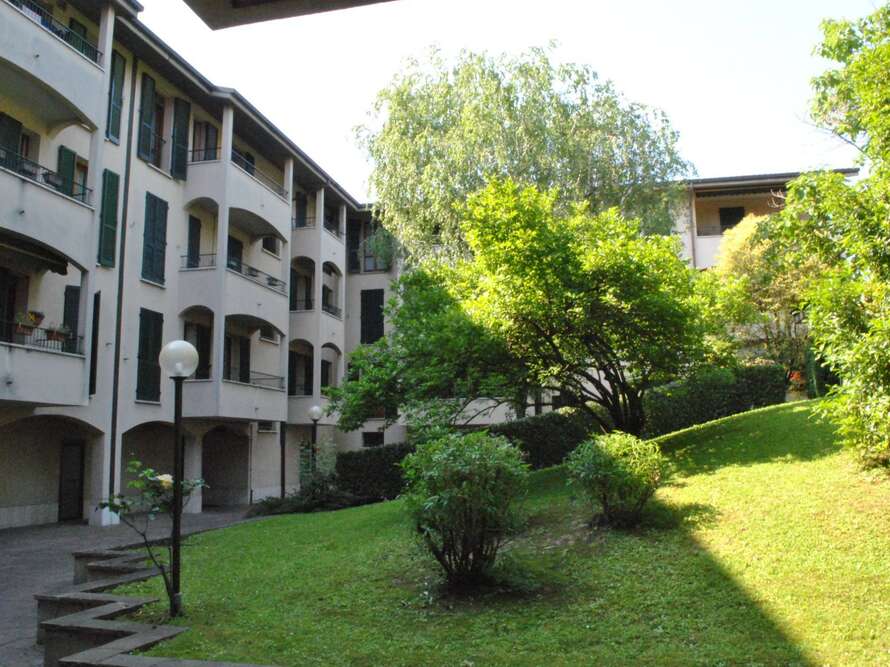 appartamento di 3 locali a vimercate