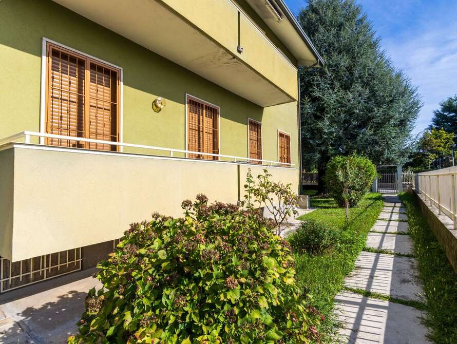 appartamento di 3 locali a burago di molgora