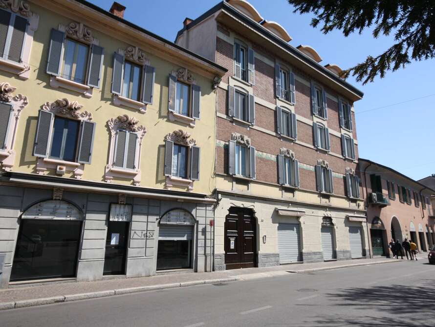 studio ufficio di 4 locali a monza