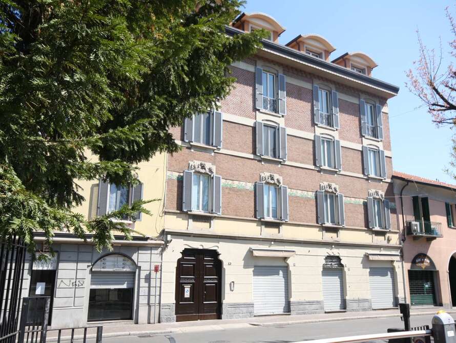 studio ufficio di 4 locali a monza