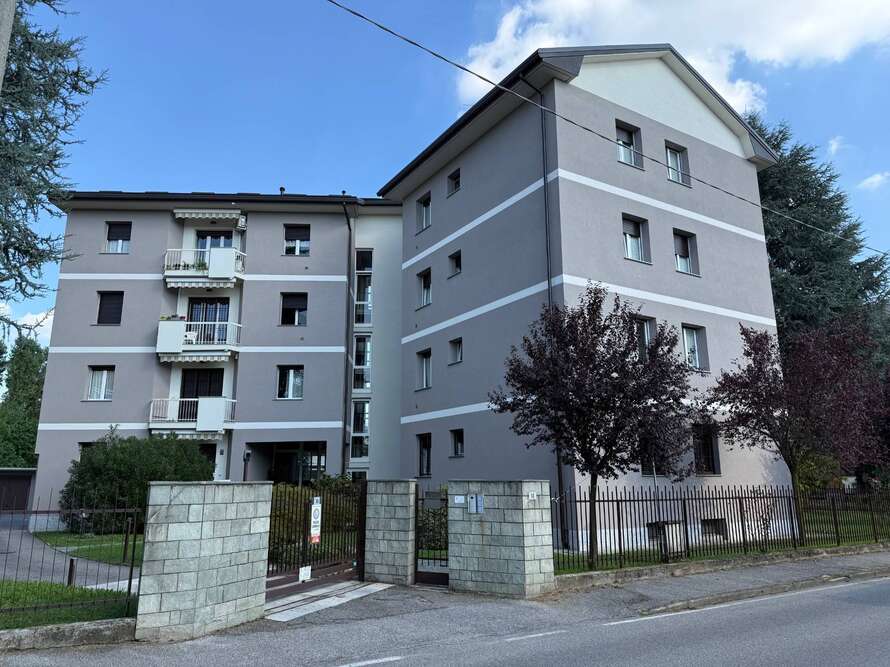 appartamento di 3 locali a vimercate