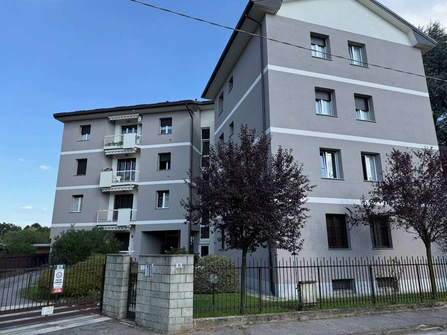 appartamento di 3 locali a vimercate