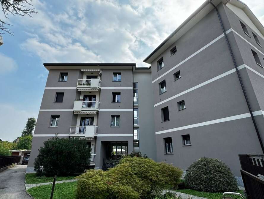 appartamento di 3 locali a vimercate
