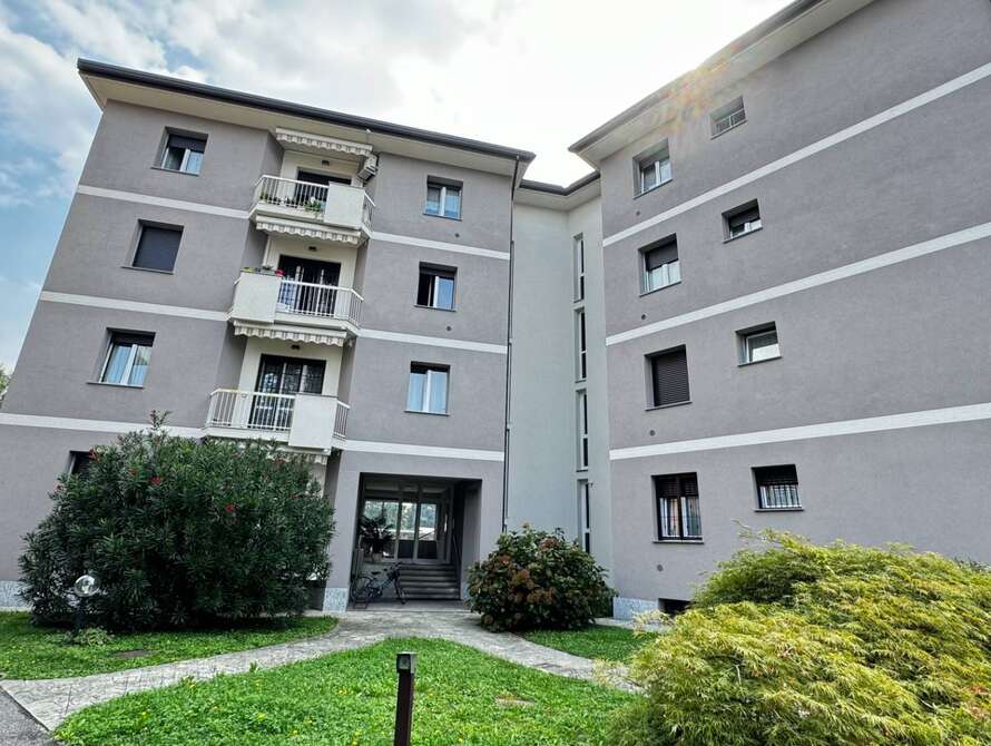 appartamento di 3 locali a vimercate